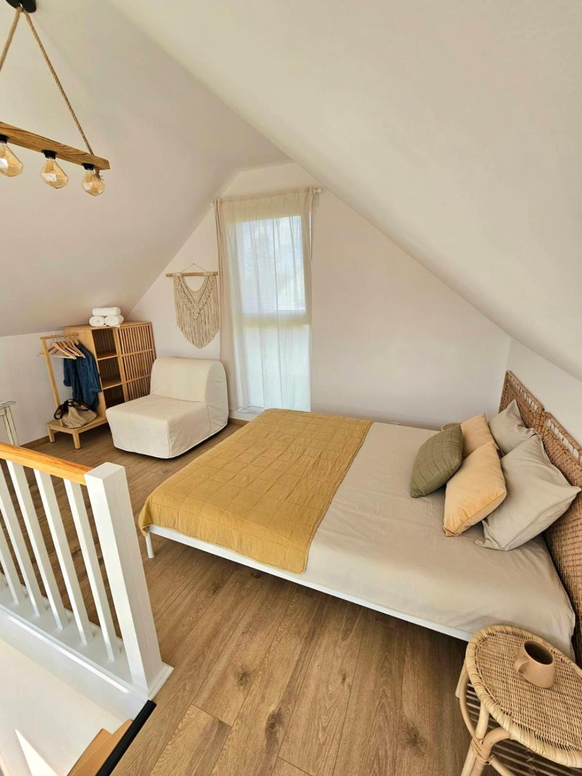Binibona Barn Haven Rydzewo Villa Rum bild